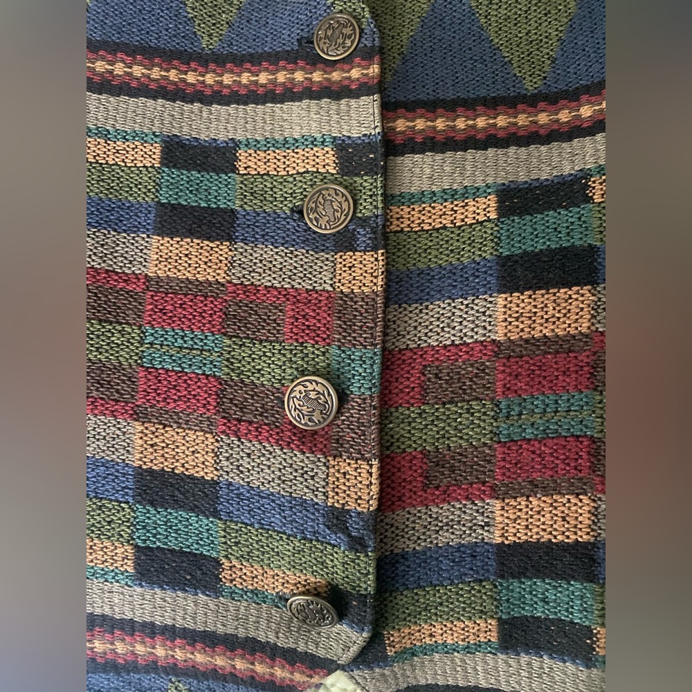 Nadia Aztec Design Vest. - Picture 4 of 7